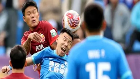 独家揭秘：卡里克临危受命，临时执掌曼联帅印，携手球队冲刺赛季终点！